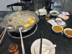 -牛一煲美食(江高店)
