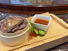 皮影牛肉-唐山宴百姓府邸院落中餐