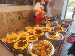 -柳州肥姨妈大骨螺蛳粉(沙河店)