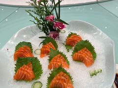 三文鱼刺身-亢龙太子酒轩·花园店
