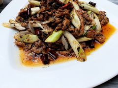 -蔼若春.传承三十年云南菜(金碧公园店)