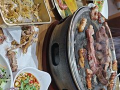 -青瓦餐厅·生鱼片·韩园烤肉(西塔店)