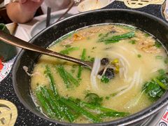 云南过桥米线-云海肴·汽锅鸡·云南菜(天山百盛优客店)