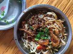 -灵山卢梅燕粉店