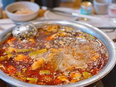 -肖肖酸萝卜鱼火锅(总店)