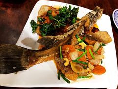 -Dang restaurant (patong phuket)