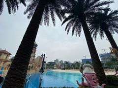 -乐华城·88度温泉乐园