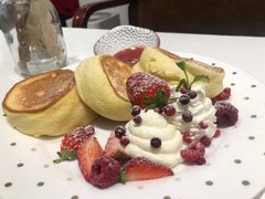 草莓舒芙蕾-娜娜家•Nana’s restaurant (爱琴海店)