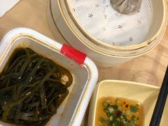 蛋黄烧麦-吉祥馄饨(延安中路店)