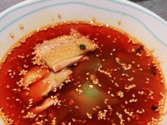 -姚姚酸菜鱼·金戈戈香港豉油鸡(喜荟城联名店)
