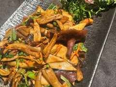 -松茸小馆·云南特色餐厅