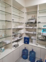 -痘院士专业祛痘皮肤管理