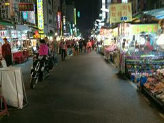 -六合夜市
