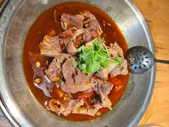 -大众跷脚牛肉馆·非遗传承单位(峨眉山店)