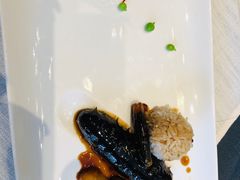 葱烧海参配乌米菌-鲁采LU STYLE(新天地店)