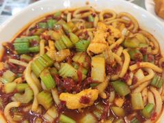 -汗腾格里·风味餐厅(新疆驻京办店)