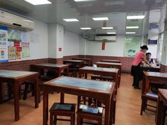 大堂-沙湾姜撞奶甜品店(昌岗中路店)