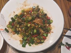 -爱碗亭·鲜炒湖南菜(壹城中心店)