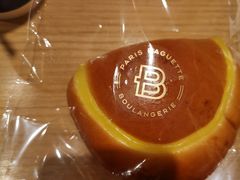 奶油卡斯达面包-巴黎贝甜·生日蛋糕(环球中心店)