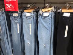 -优衣库(武汉国际广场店)