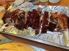 四更烤乳猪-东方之猪四更烤乳猪(金垦总店)