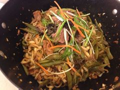 精选肋排焖面-金豆角砂锅焖面(安贞店)