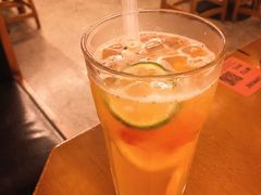 爆灯水果茶-COMMUNE幻师(上邦百汇城店)