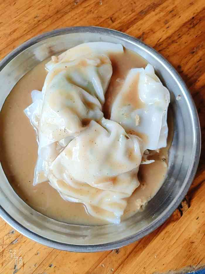 阿英宾阳卷简粉-"很老的一家卷筒粉店了,用的还是柴火,浓浓.