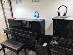 -梅纳·钢琴声乐架子鼓Mena Music(双井店)