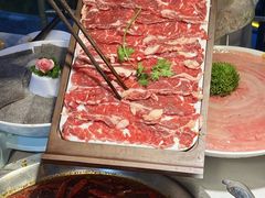 -茅草房·河畔园林火锅