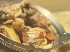 尚尚仙清远鸡-尚尚仙·酸汤猪手·猪肚鸡火锅(华联万柳购物中心店)