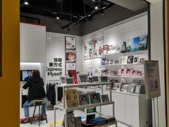 -方快照相馆(宝山龙湖天街店)