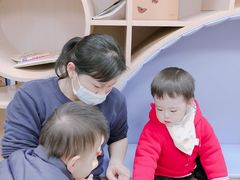-小门牙好性格托育(北外滩中心)