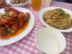 -捌贰虾蟹·江湖菜馆(江汉路店)