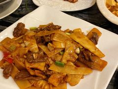 酸笋炒牛肉-美极鲜食坊(宝安南路店)