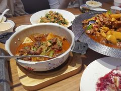 -俭寨大盘鸡·手抓肉·烧烤新疆菜(乌苏路店)