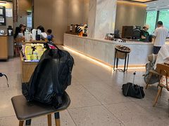 -星巴克臻选(深圳龙华红山天虹店)