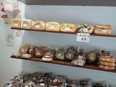 -雀食面包店(钟楼店)