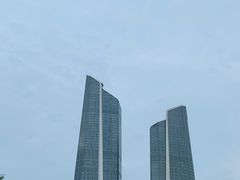 -南京眼步行桥