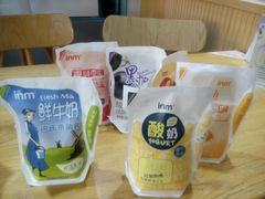 -一鸣真鲜奶吧(景城花园奶吧)