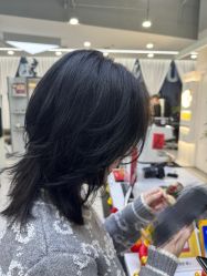 -U·NI SALON 造型