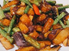 地三鲜-金春禧·鲁菜海鲜(延吉路万达店)