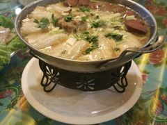 -闯关东东北农家菜(崂山石老人店)
