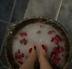 -琦品高端嫩肤经络私佳美场