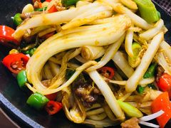 -巴依兄弟西域美食(机场店)