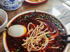 -陇上全荟兰州传统牛肉面(延吉路店)