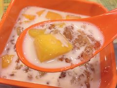 芒果鲜奶桃胶-顺记冰室(宝华路店)