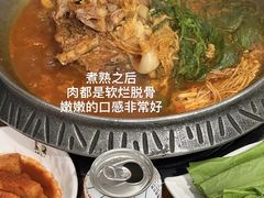 -喇喇排骨火锅·传统韩式脊骨汤(望京西园总店)