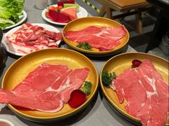 -山焱·炭火自助烤肉(周浦万达店)