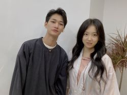 -BULB STUDIO 巴柏明星发型工作室